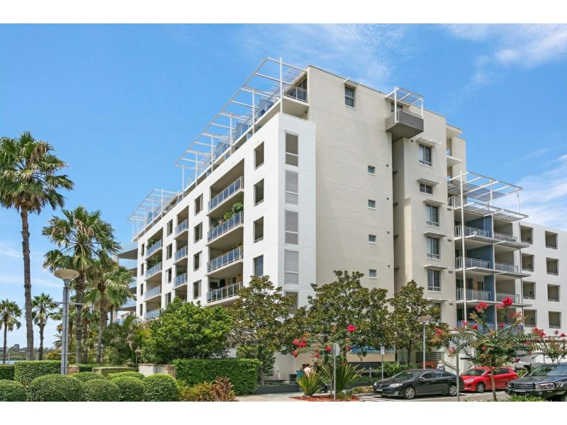 448/2 The Crescent, Wentworth Point NSW 2127