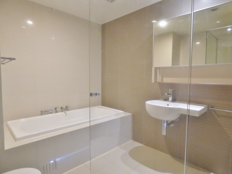 602/10 Jean Wailes Ave, Rhodes NSW 2138