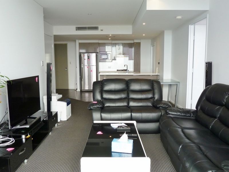 2207/87 Shoreline Drive, Rhodes NSW 2138