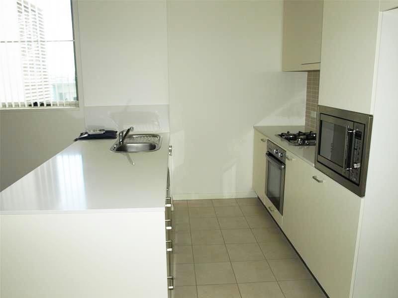 580/33 Hill Road, Wentworth Point NSW 2127