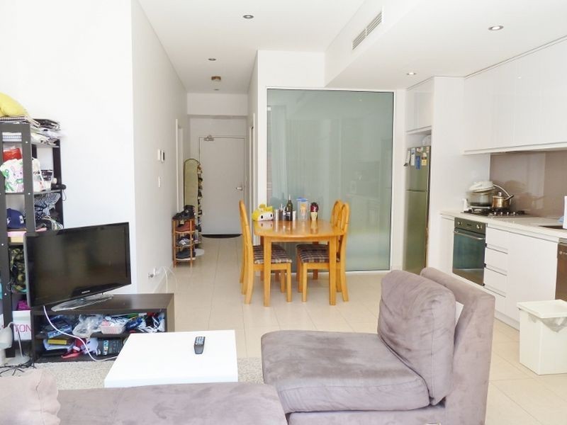 305/3 Nina Gray Ave, Rhodes NSW 2138