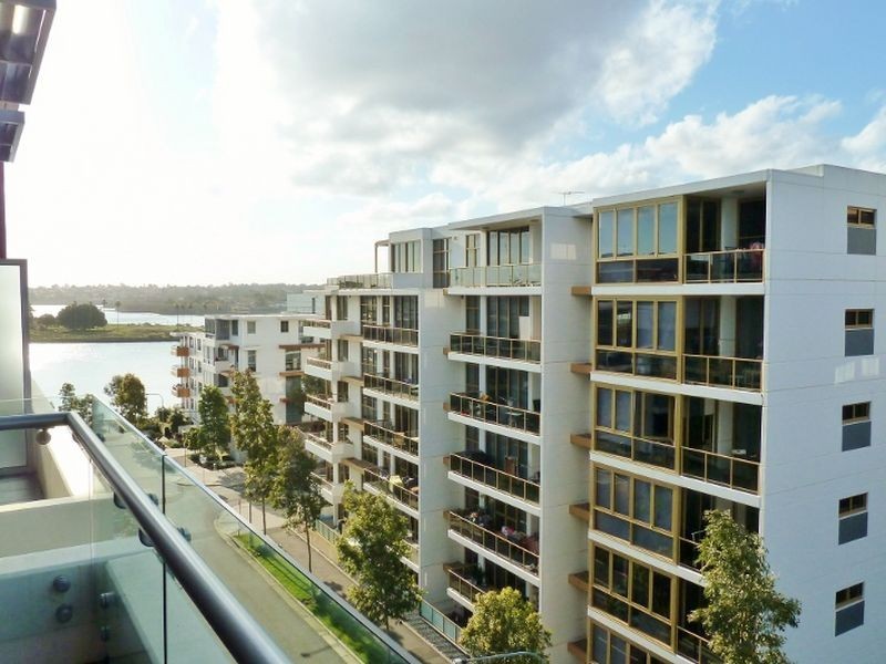 521/2 Meredith Ave, Rhodes NSW 2138