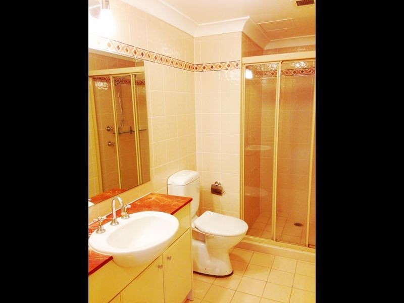 25/1 Bradley pl, Liberty Grove NSW 2138
