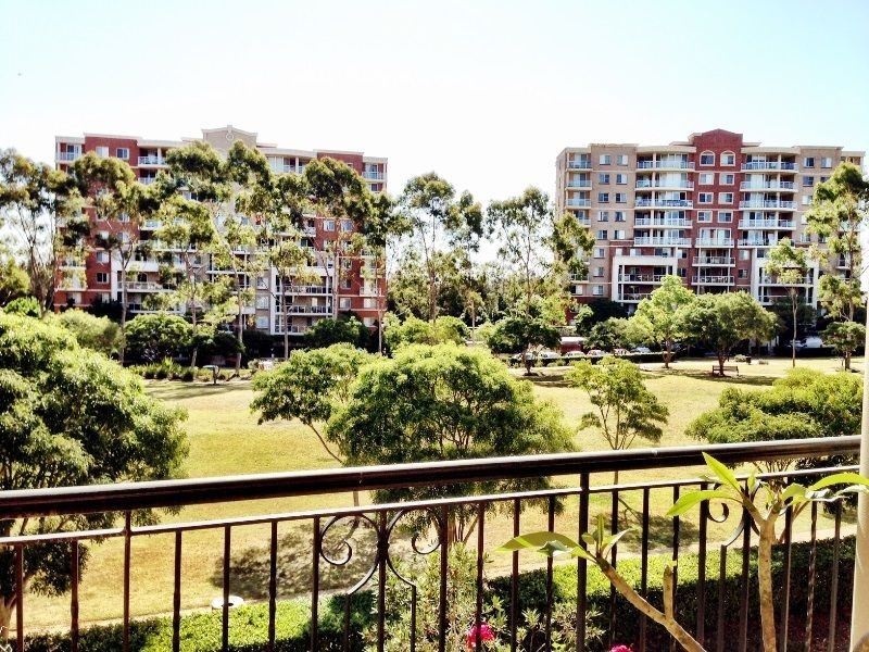 25/1 Bradley pl, Liberty Grove NSW 2138