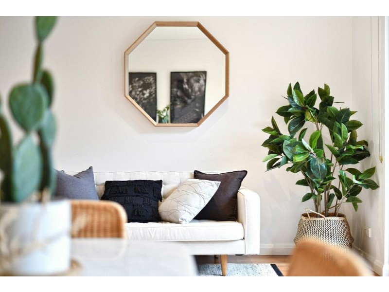 9 Lewis Ave, Rhodes NSW 2138