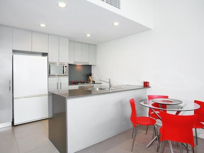 102/10 Jean Wailes Ave, Rhodes NSW 2138