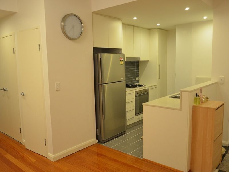 207/10 Shoreline Drive, Rhodes NSW 2138