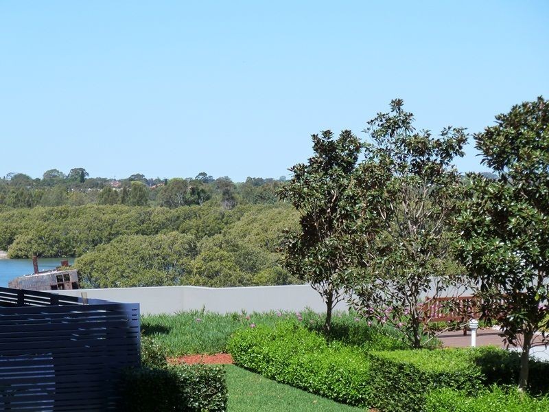 448/2 The Crescent, Wentworth Point NSW 2127