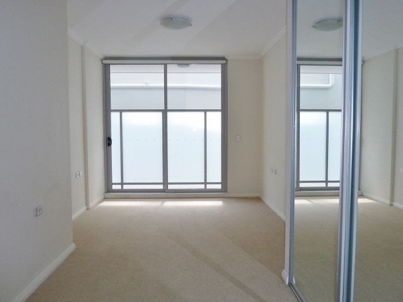 144/38 Shoreline Drive, Rhodes NSW 2138