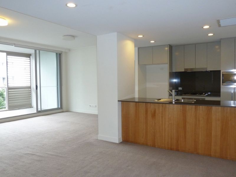 305/14 Shoreline Drive, Rhodes NSW 2138