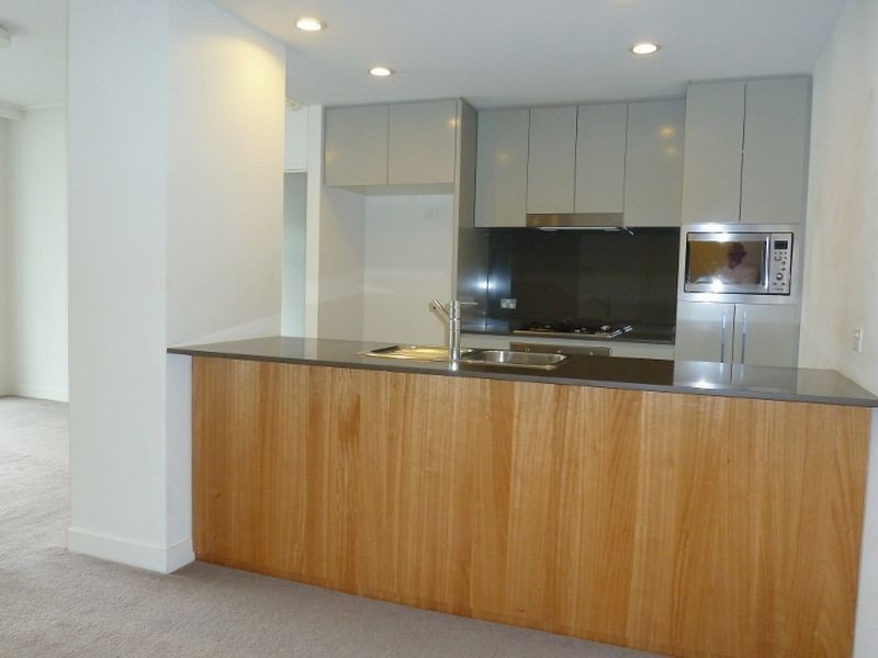 305/14 Shoreline Drive, Rhodes NSW 2138