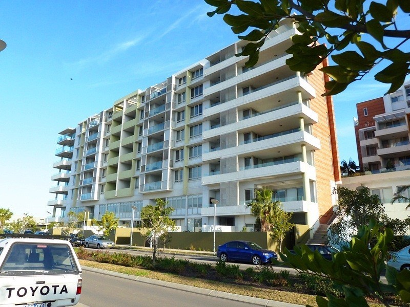 408/6 Nuvolari Place, Wentworth Point NSW 2127