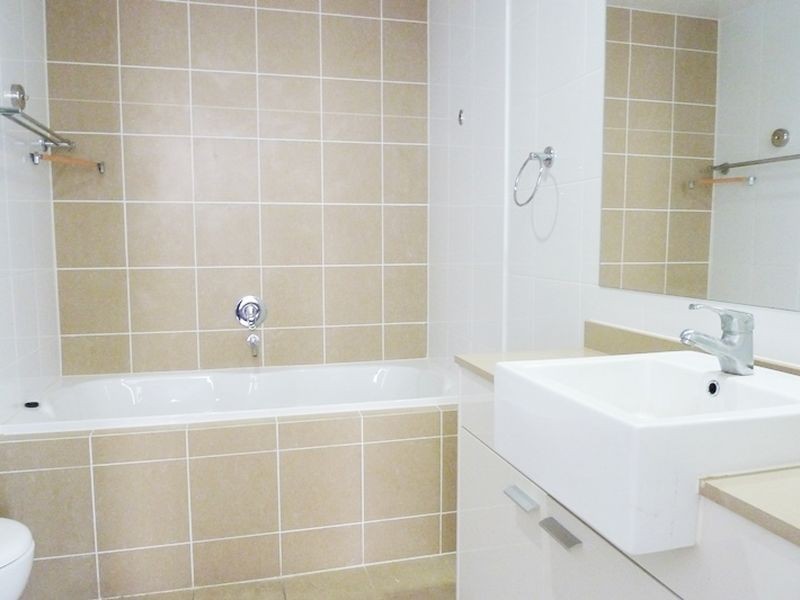 817/89 Shoreline Drive, Rhodes NSW 2138