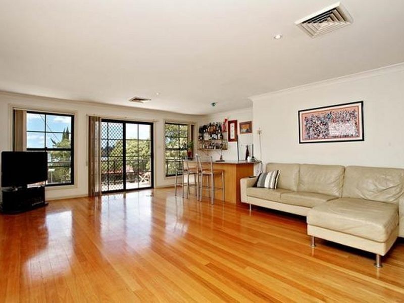 44 Llewellyn Street, Rhodes NSW 2138