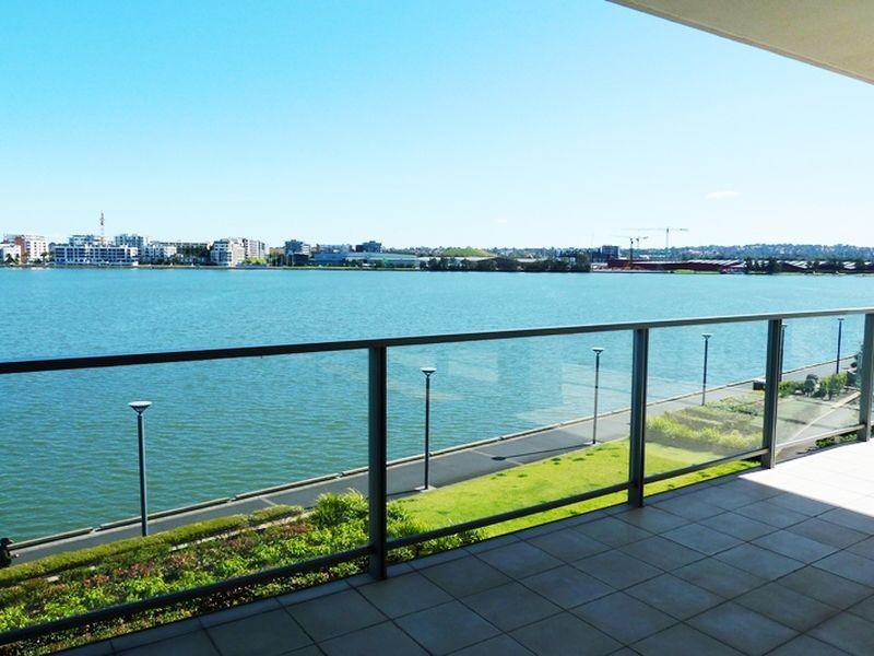 302/4 Lewis Ave, Rhodes NSW 2138