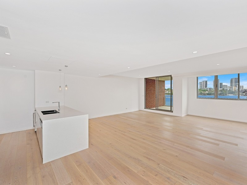 146 Bowden Street, Meadowbank NSW 2114