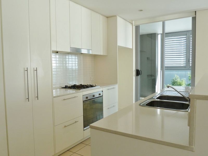 202/42 Rider Blvd, Rhodes NSW 2138