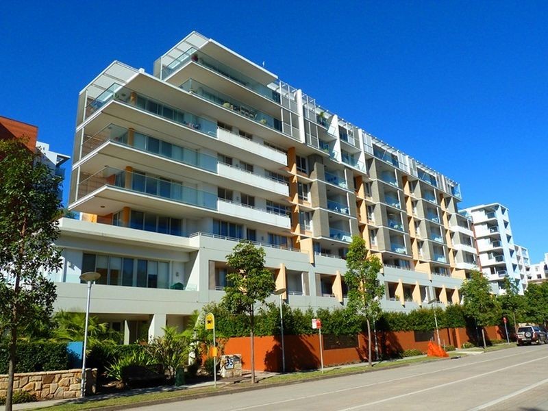 783/33 Hill Road, Wentworth Point NSW 2127