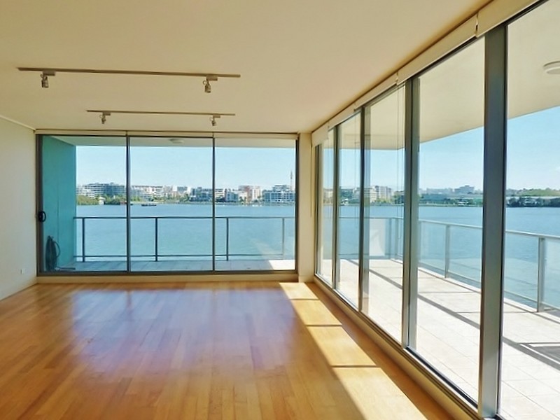 302/4 Lewis Ave, Rhodes NSW 2138