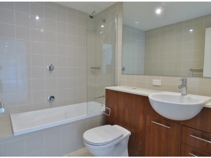 602/10 Rider Blvd, Rhodes NSW 2138