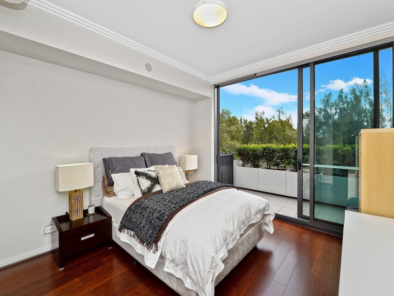 301/53 Hill Road, Wentworth Point NSW 2127