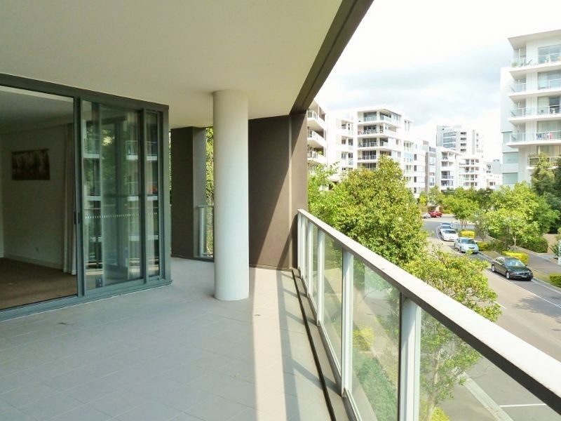 201/19 Shoreline Drive, Rhodes NSW 2138