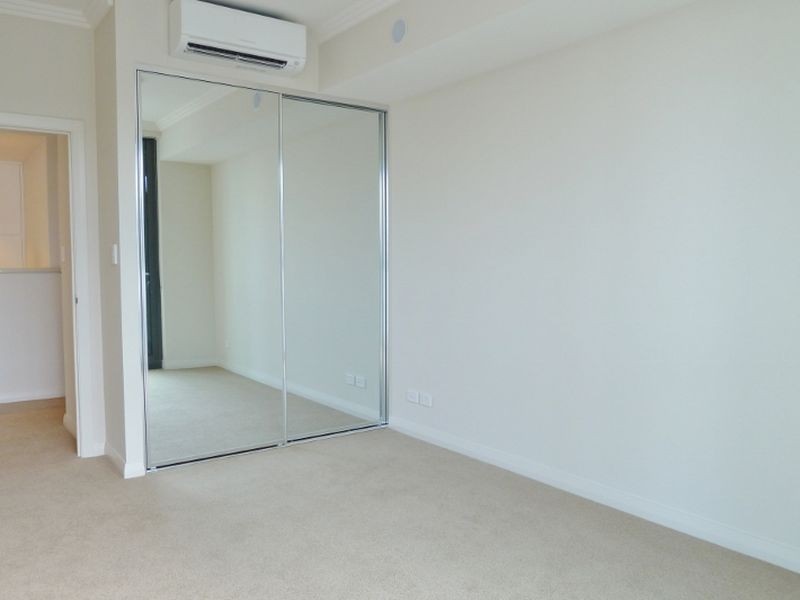 602/5 Waterways Street, Wentworth Point NSW 2127