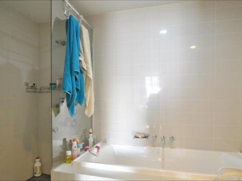 304/76 Rider Blvd, Rhodes NSW 2138