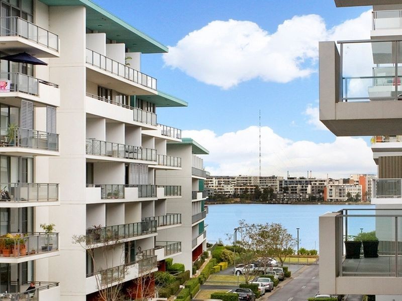 303/15 Shoreline Drive, Rhodes NSW 2138