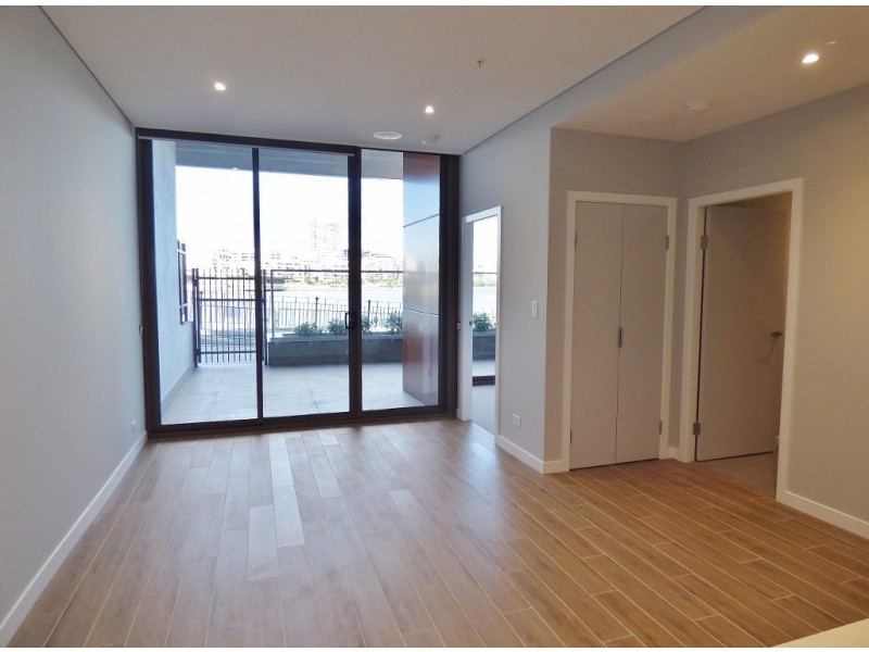 202/1 Foreshore Place, Wentworth Point NSW 2127