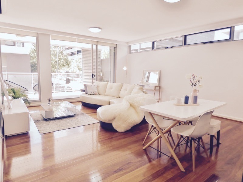 42 Rider Blvd, Rhodes NSW 2138