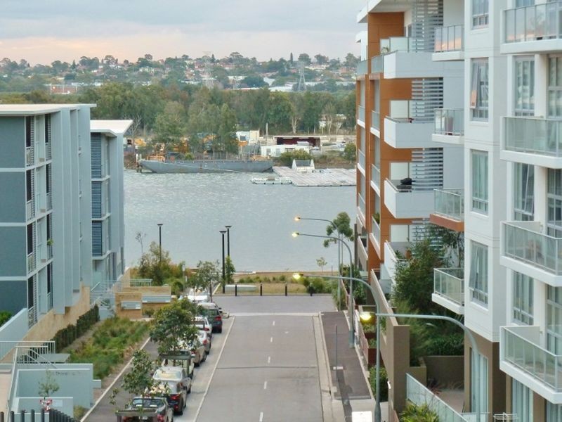 B101/2 Timbrol Ave, Rhodes NSW 2138