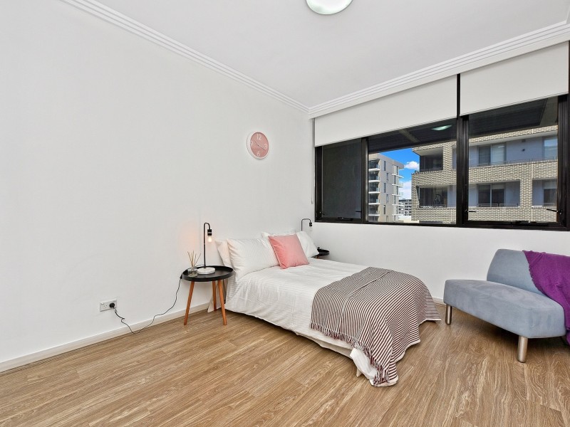 502/1 Waterways Street, Wentworth Point NSW 2127