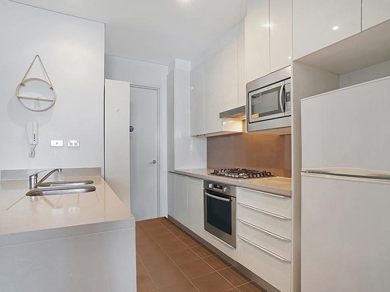 2208/87 Shoreline Dr, Rhodes NSW 2138