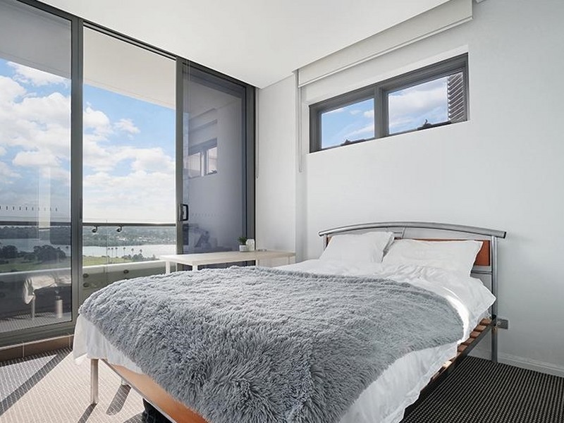 2208/87 Shoreline Dr, Rhodes NSW 2138