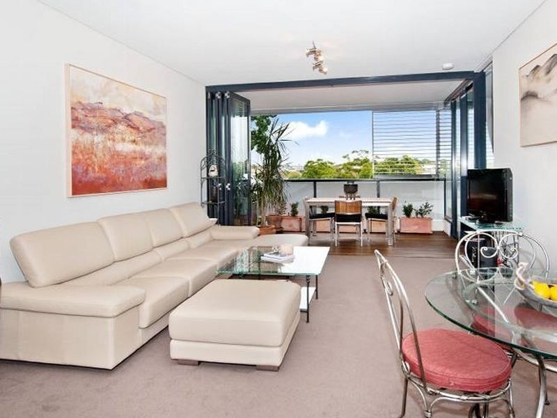 603/3 Sterling Circuit, Camperdown NSW 2050