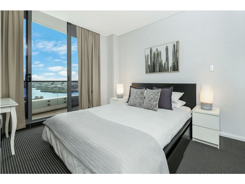 87 Shoreline Drive, Rhodes NSW 2138