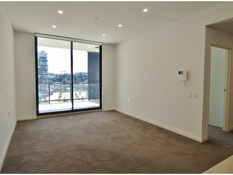 C1001/41-45 Belmore Street, Meadowbank NSW 2114