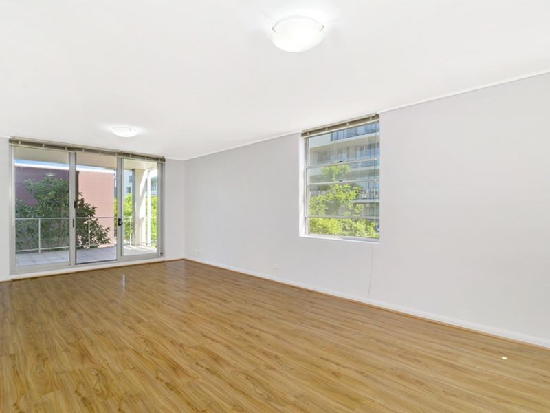 208/10 Shoreline Drive, Rhodes NSW 2138