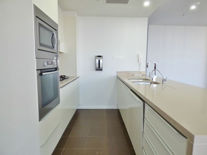 2304/87 Shoreline Drive, Rhodes NSW 2138