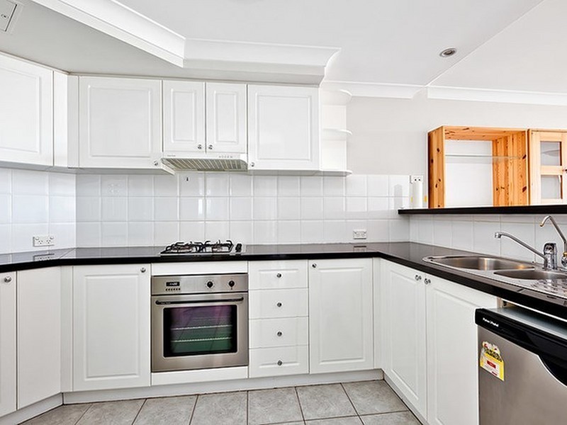 806/10 Wentworth Drive, Liberty Grove NSW 2138