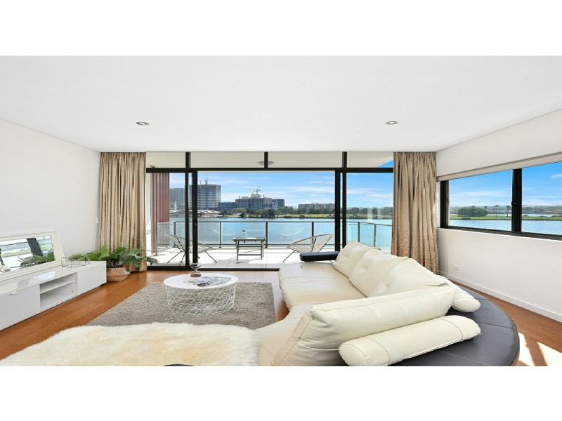 5 Nina Gray Avenue, Rhodes NSW 2138