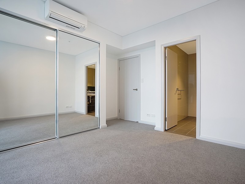 1606/10 Burroway Road, Wentworth Point NSW 2127