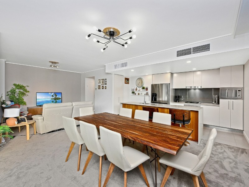 301/14 Shoreline Dr, Rhodes NSW 2138