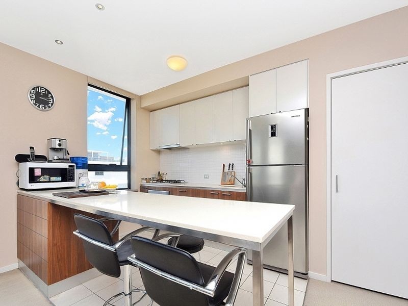 704/18 Walker St, Rhodes NSW 2138