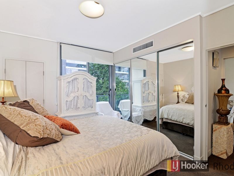 201/12 Shoreline Drive, Rhodes NSW 2138