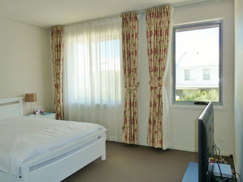 26 Broadoaks Street, Ermington NSW 2115