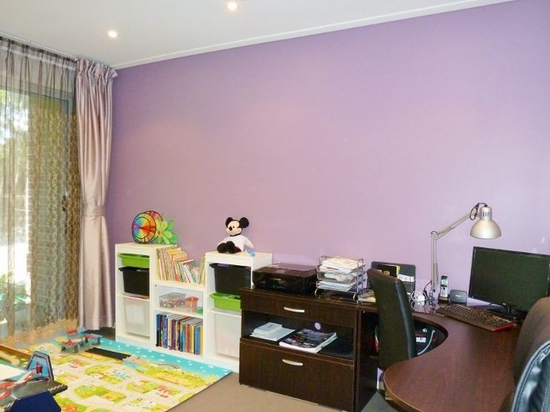 26 Broadoaks Street, Ermington NSW 2115