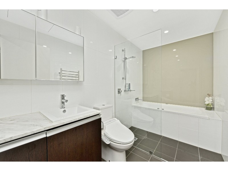 B704/3 Timbrol Ave, Rhodes NSW 2138