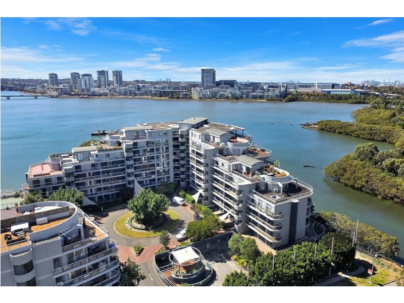 65/29 Bennelong Parkway, Wentworth Point NSW 2127